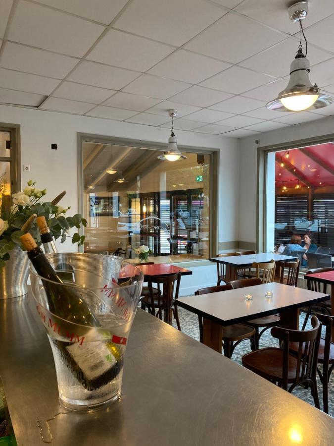 Hotel Bistrot Fine Anglet Exterior photo